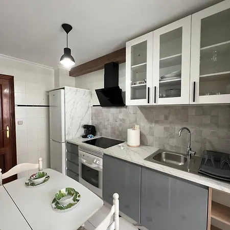 Apartament Piso Azalea *